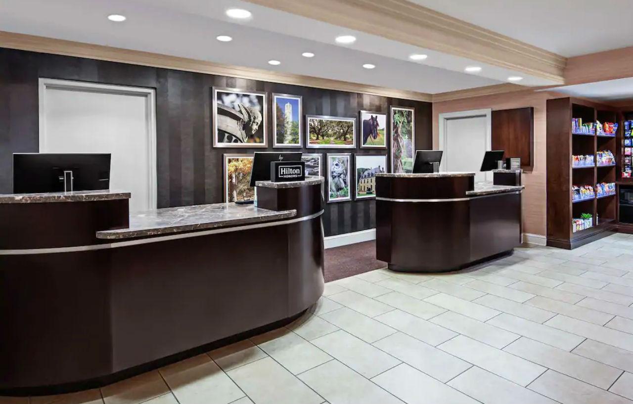 Doubletree By Hilton Raleigh Durham Airport At Research Triangle Park Hotel ภายนอก รูปภาพ
