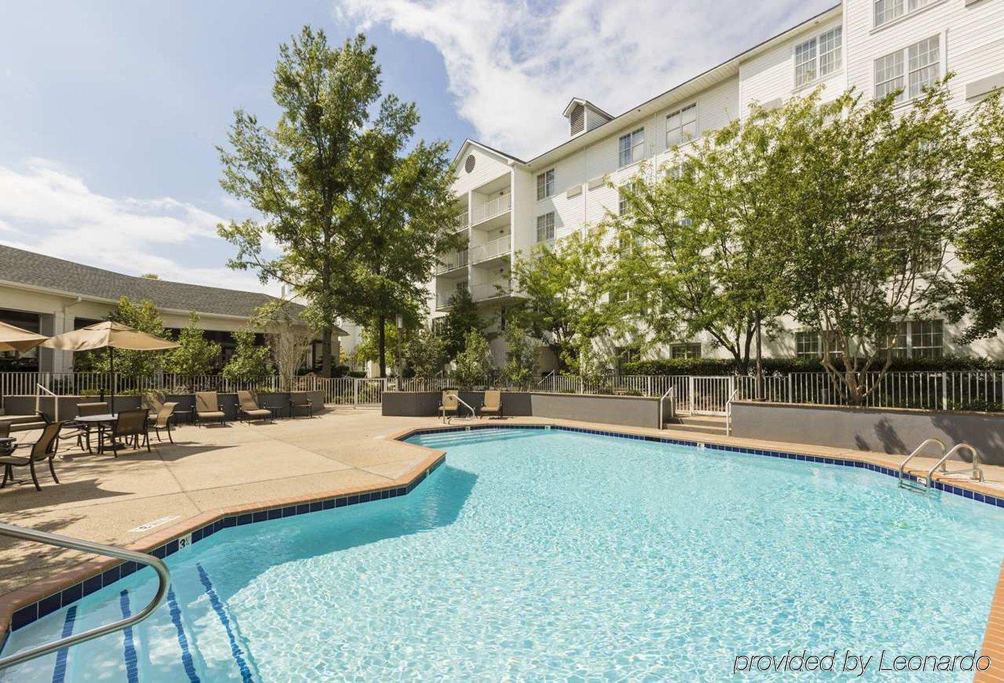 Doubletree By Hilton Raleigh Durham Airport At Research Triangle Park Hotel ภายนอก รูปภาพ