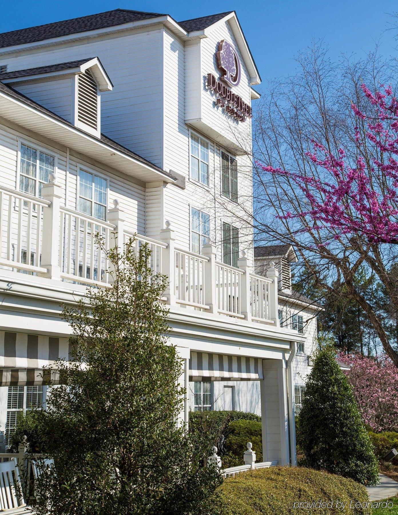 Doubletree By Hilton Raleigh Durham Airport At Research Triangle Park Hotel ภายนอก รูปภาพ