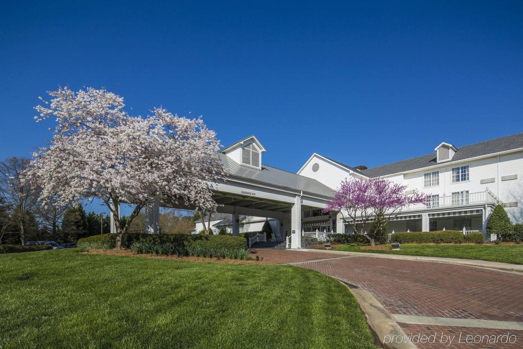 Doubletree By Hilton Raleigh Durham Airport At Research Triangle Park Hotel ภายนอก รูปภาพ