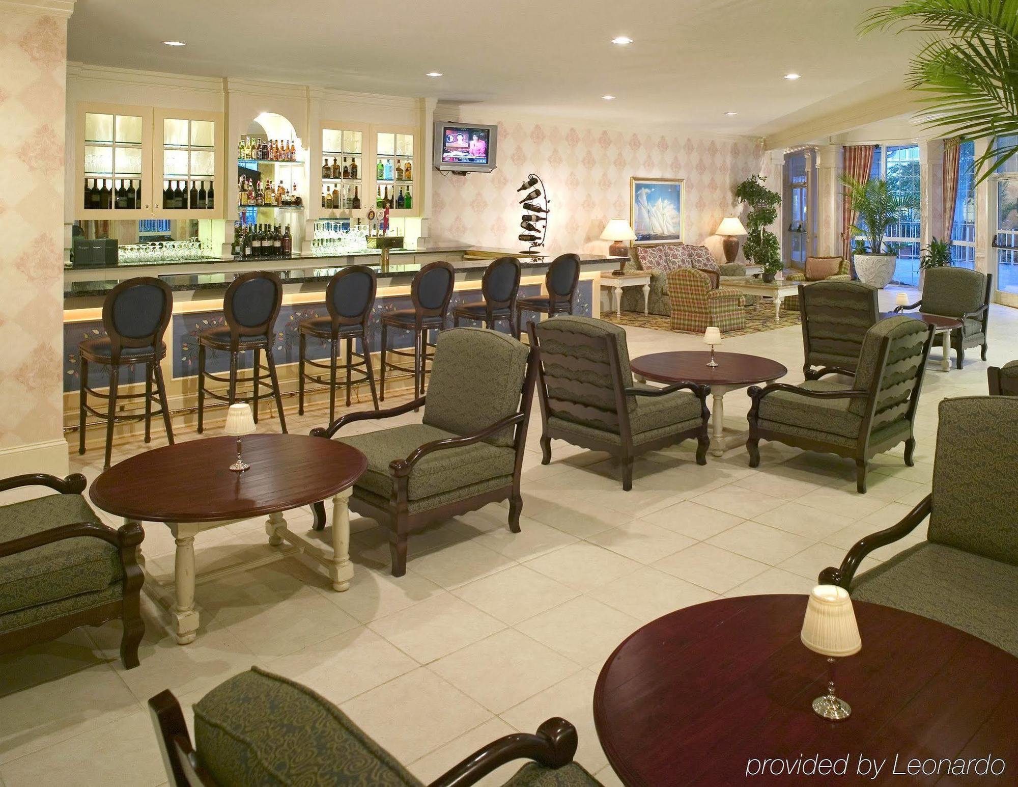 Doubletree By Hilton Raleigh Durham Airport At Research Triangle Park Hotel ร้านอาหาร รูปภาพ